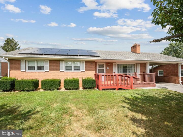 Property Photo:  428 Imperial Street  VA 22601 