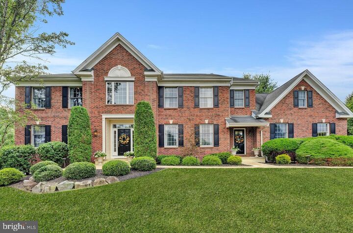 Property Photo:  11 Williamson Lane  NJ 08530 
