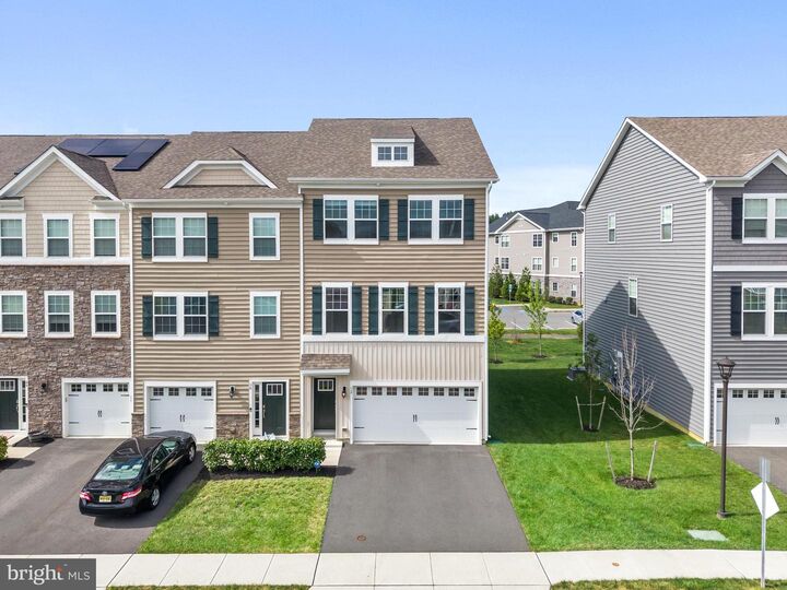 Property Photo:  52 Rome Way  NJ 08054