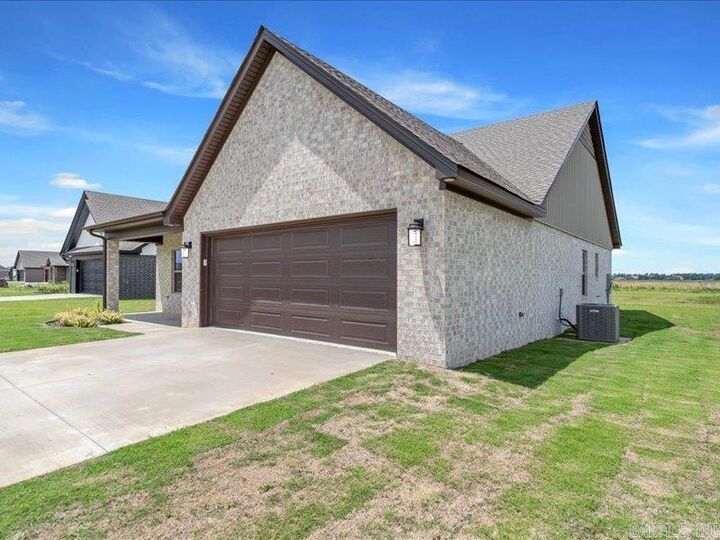 Property Photo:  189 Pintail Pointe  AR 72442 