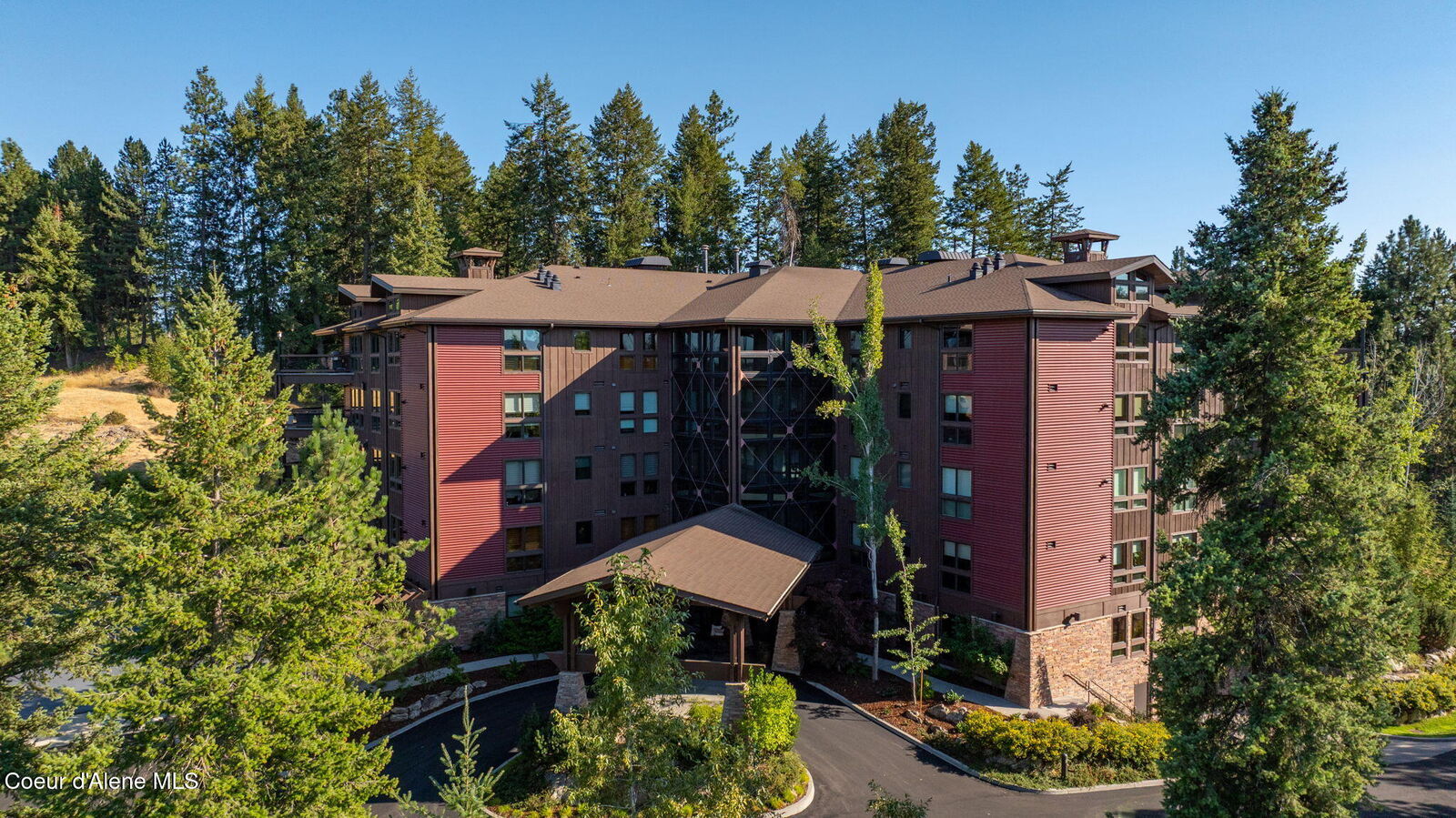 Property Photo: 1700 E Tower Pointe Dr #302 ID 83814