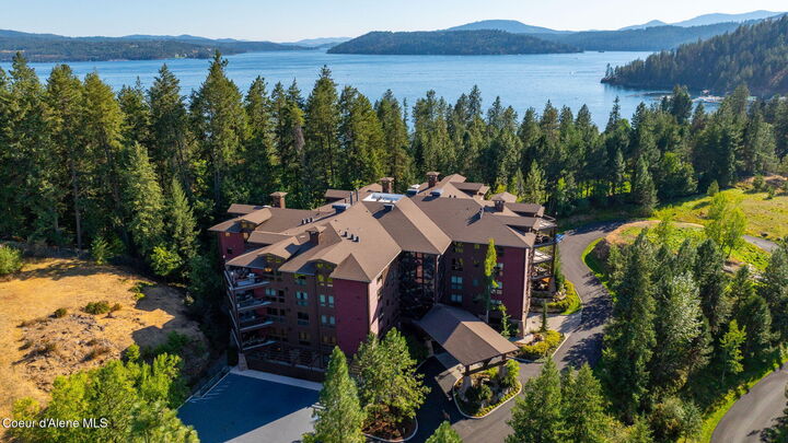1700 E Tower Pointe Dr #302  Coeur D'Alene ID 83814 photo