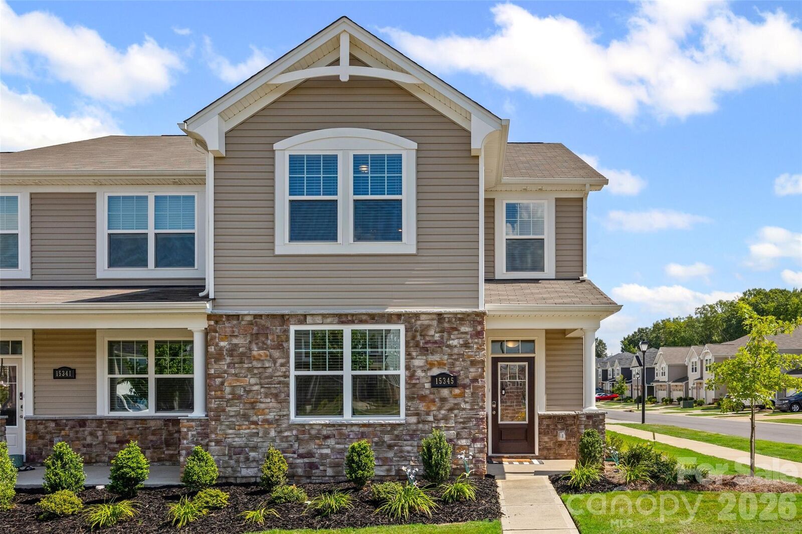 Property Photo:  15345 Braid Meadow Drive  NC 28278 