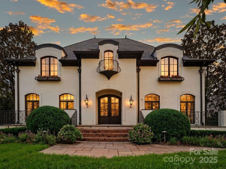 1610 Twiford Place  Charlotte NC 28207 photo