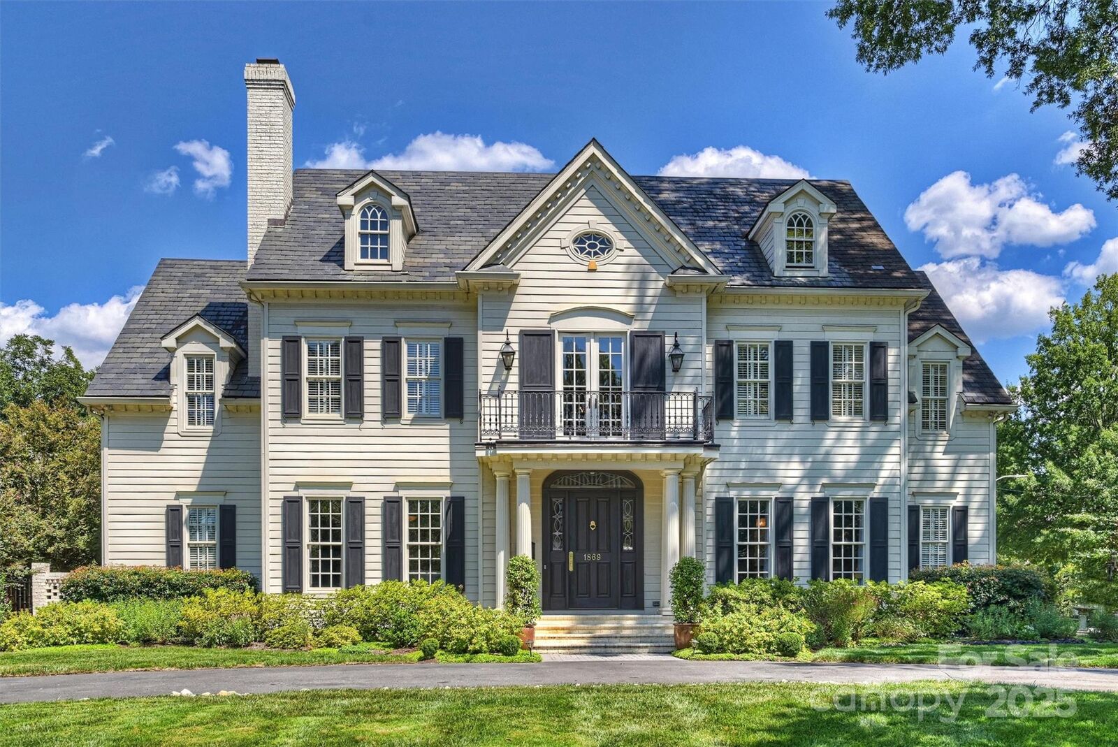 Property Photo:  1869 Queens Road W  NC 28207 