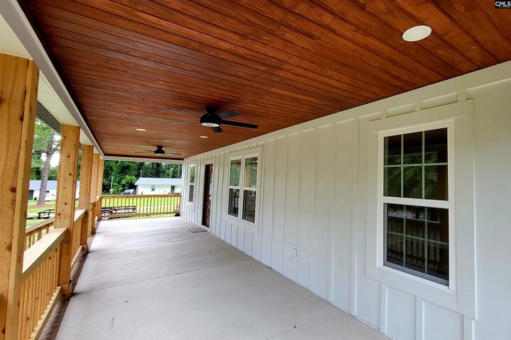 Property Photo: 1740 Southbound SC 29160
