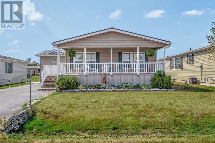 Property Photo:  58 Creekside Circle  ON K0M 1L0 