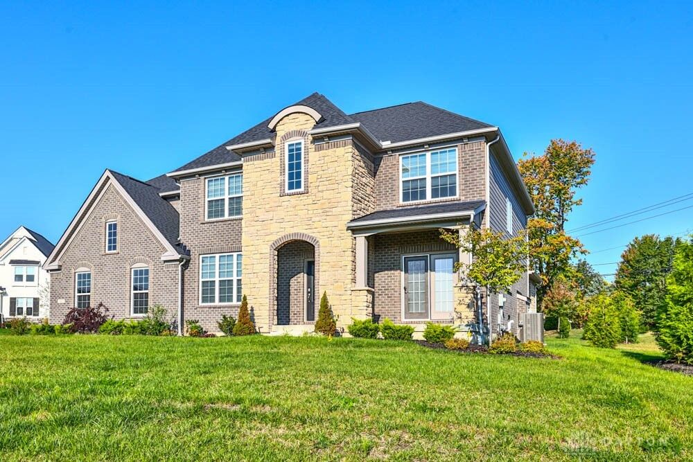 Property Photo:  5017 Ainsley Drive  OH 45040 