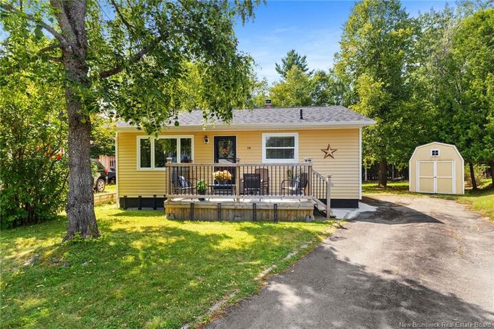 Photo de la propriété: 10 McInnis Court NB E3A 4G9