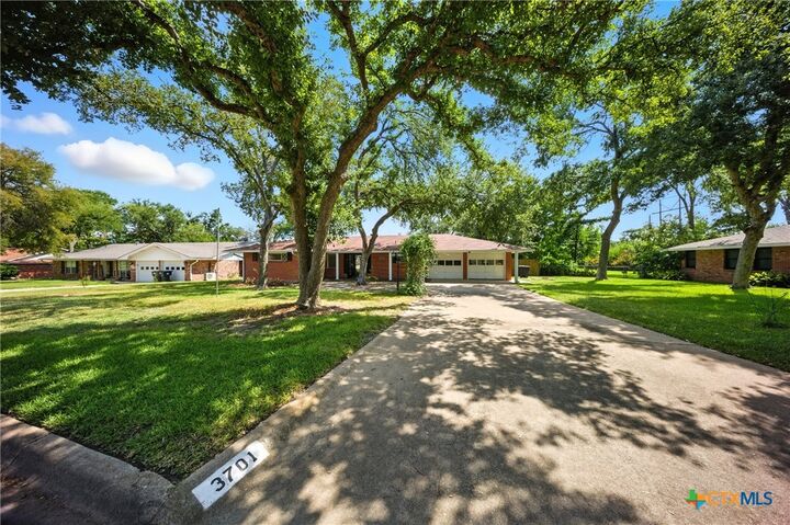 Property Photo:  3701 Las Cienega Boulevard  TX 76502 