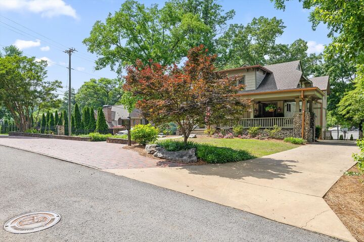 Property Photo:  901 Sterling Avenue  TN 37405 