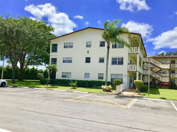 Property Photo:  438 Mansfield K 438  FL 33434 