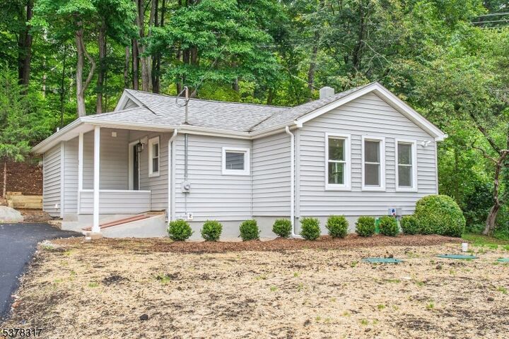 1 Sisco Ln  Jefferson Twp. NJ 07438 photo