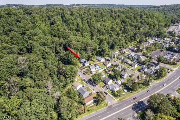 Property Photo: 175 Mountainview Ave NJ 07076