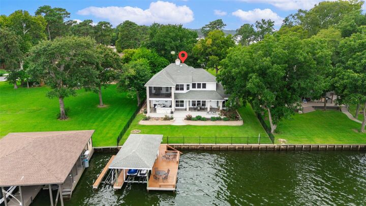 Property Photo:  16314 Hunters Circle  TX 77356 