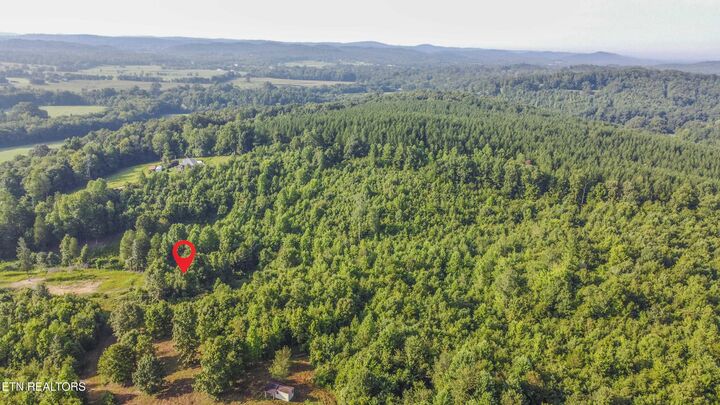 Property Photo: 417 Womac Hollow Rd TN 37880
