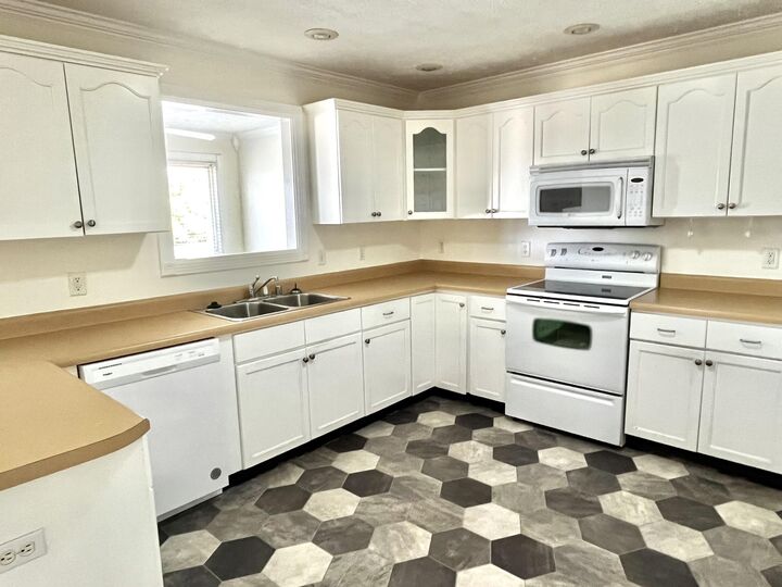 Property Photo: 40 Peaceful Way KY 42503