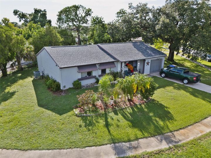 Property Photo: 4055 Natchez Terrace FL 34287