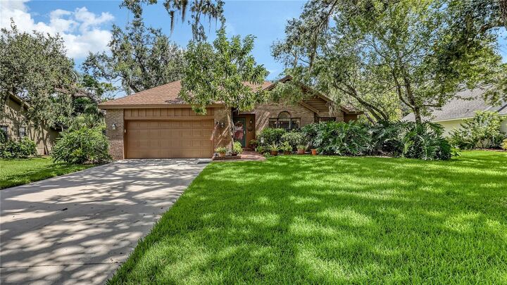 Property Photo:  4453 Little John Trail  FL 34232 
