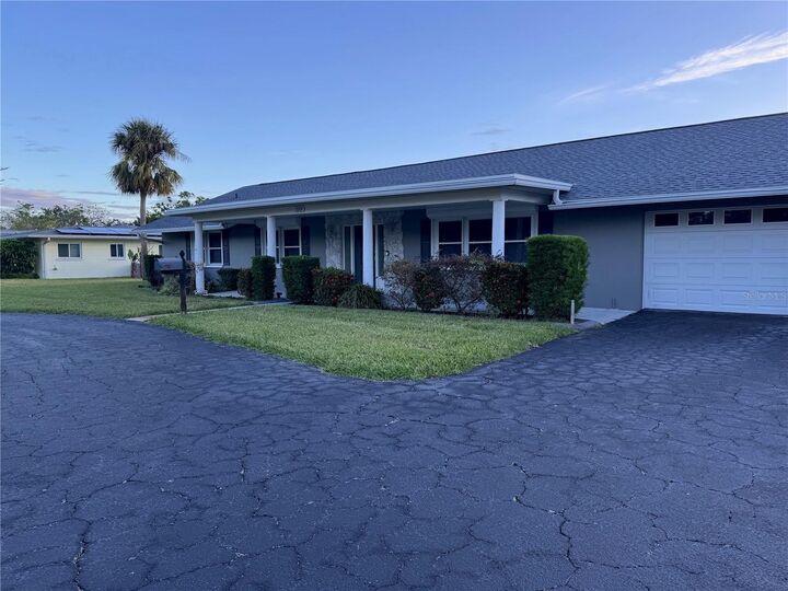 Property Photo: 2207 51st Street W FL 34209
