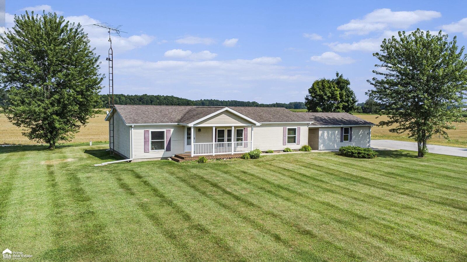 Property Photo:  12350 Sheridan Road  MI 48457-9406 