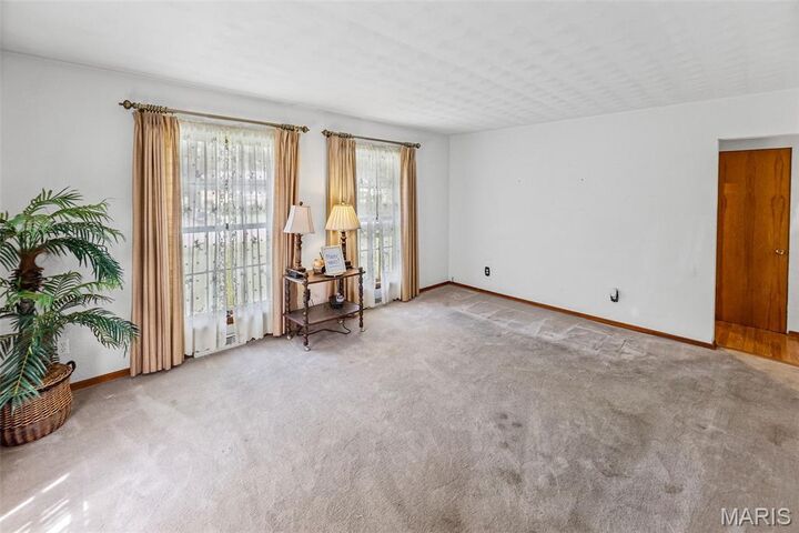 Property Photo:  128 Alice Drive  IL 62269 