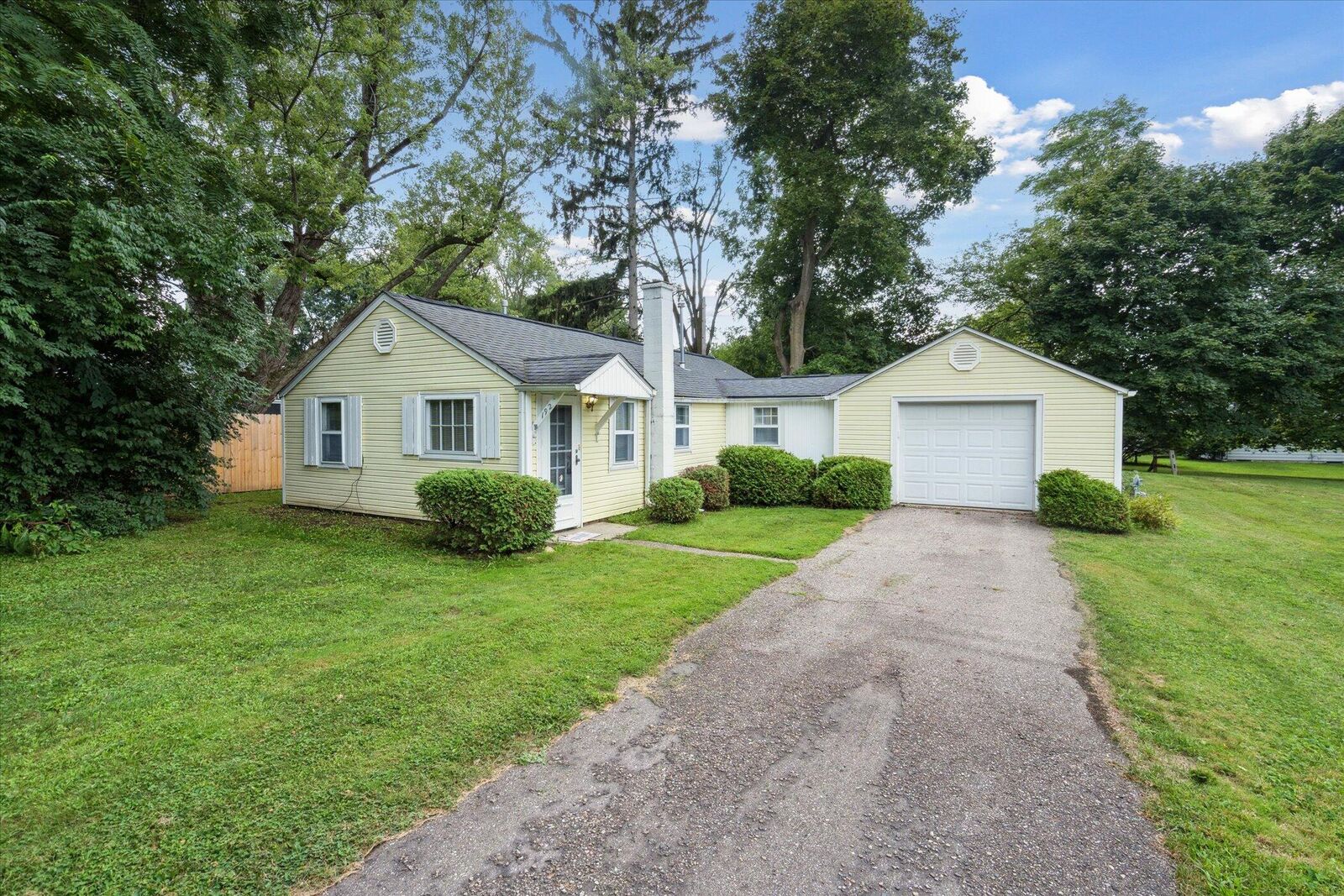 Property Photo: 192 S West Street MI 49242