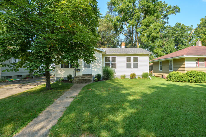 Property Photo: 53 Lamora Avenue MI 49037
