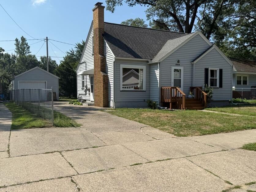 Property Photo: 1543 Randolph Ave Avenue MI 49441