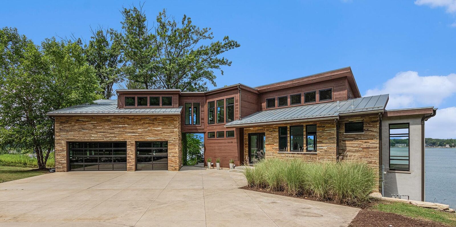 Property Photo:  68448 Beechwood Drive  MI 49047 