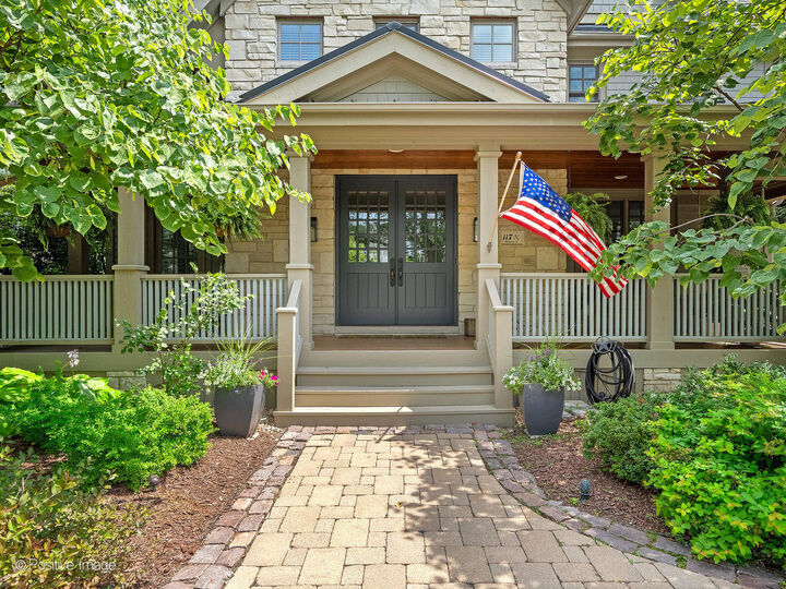 Property Photo:  117 N Monroe Street  IL 60521 