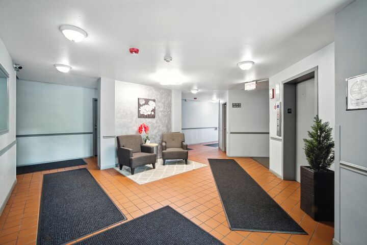 Property Photo:  2600 Brookwood Way Drive 113A  IL 60008 