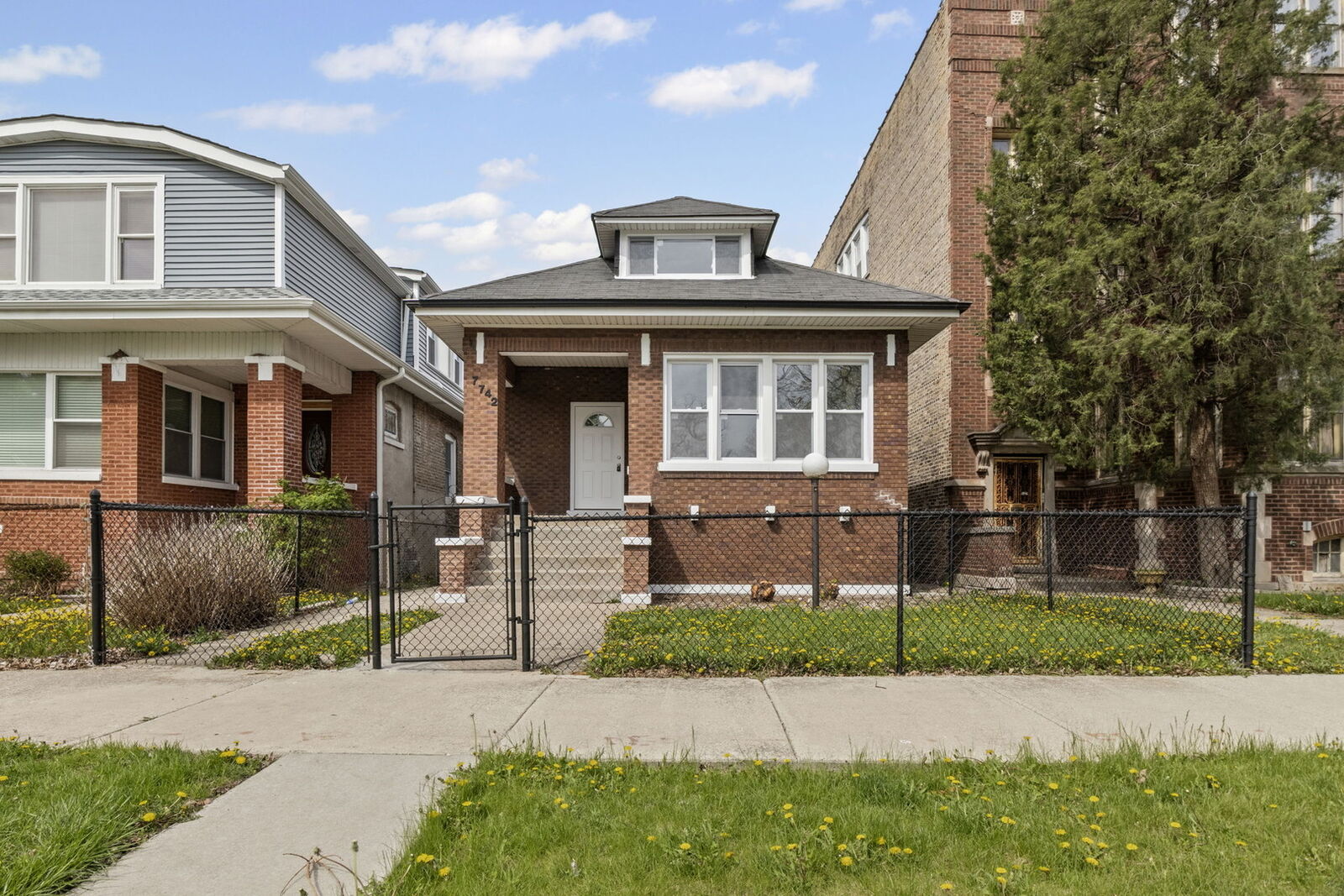 Property Photo:  7742 S Hermitage Avenue  IL 60620 