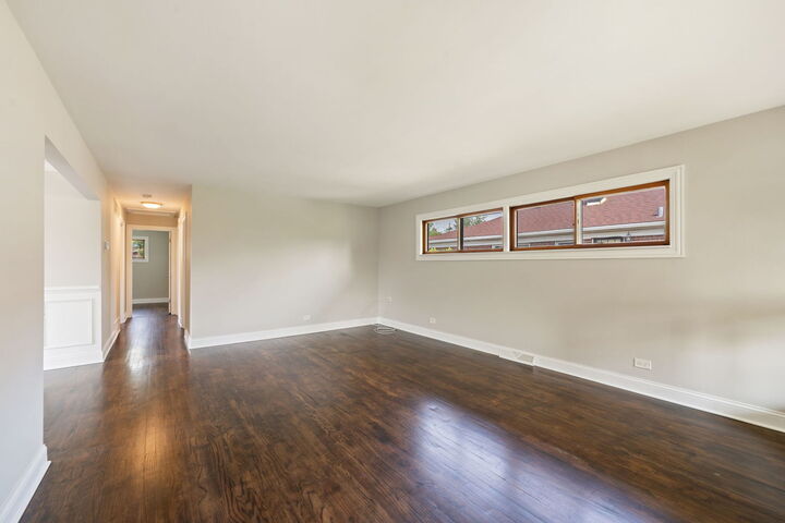 Property Photo:  17220 Highland Avenue  IL 60429 