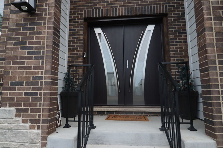 Property Photo: 4215 Chinaberry Lane IL 60564