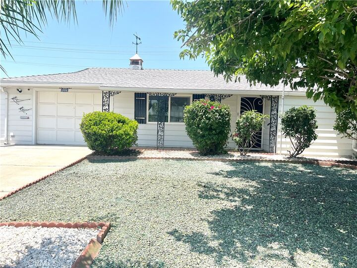 29041 Desert Hills Road  Menifee CA 92586 photo