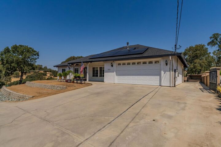 Property Photo:  5939 Garner Place  CA 95252 
