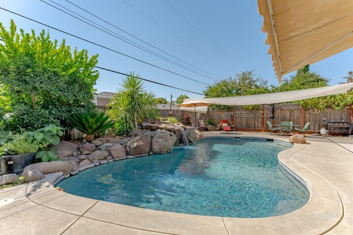 Property Photo: 3016 Portsmouth Drive CA 95670