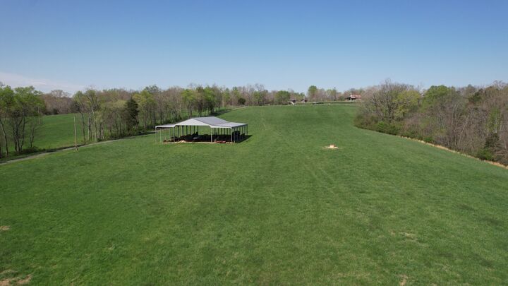 Property Photo:  2723 Piney Rd  TN 37137 