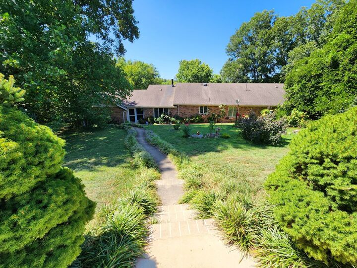 Property Photo:  264 Puncheon Camp Rd  TN 37020 