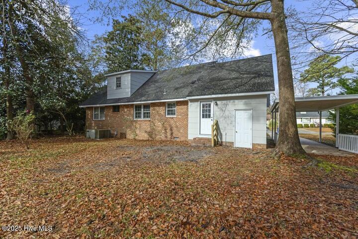 Property Photo:  806 Smallwood Drive  NC 28540 