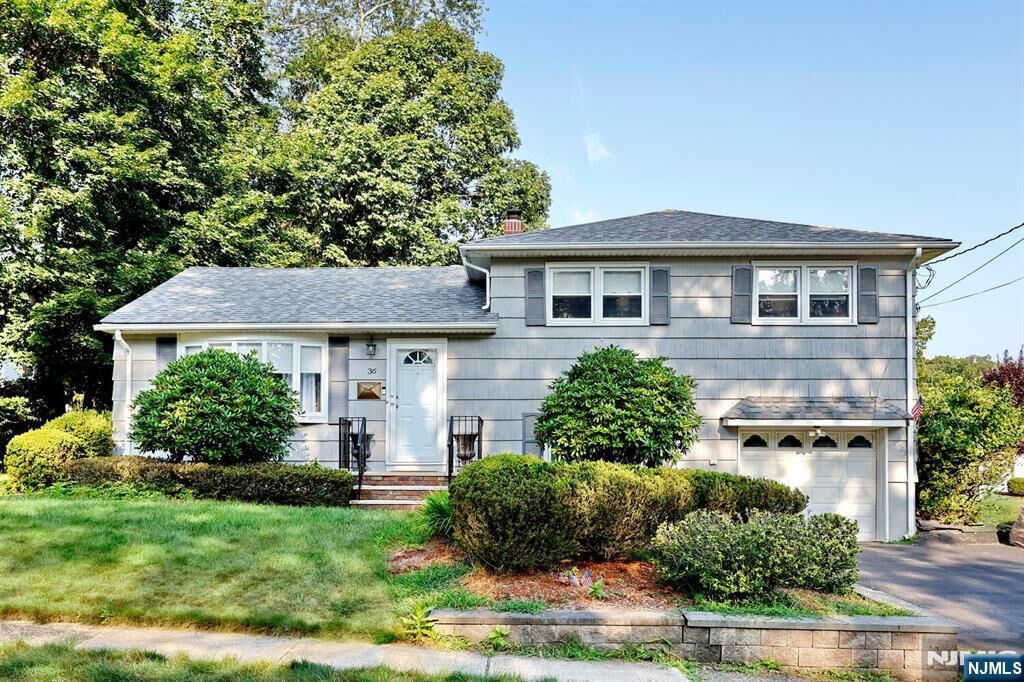 Property Photo:  36 Hemlock Street  NJ 07463 
