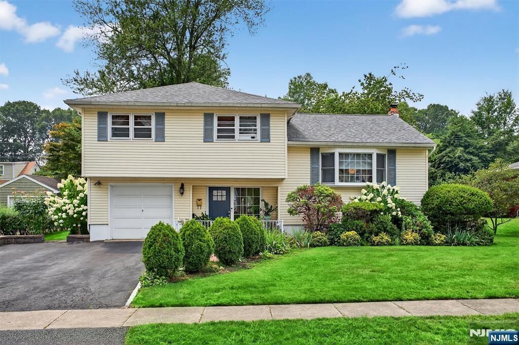 Property Photo:  358 Coolidge Avenue  NJ 07676 