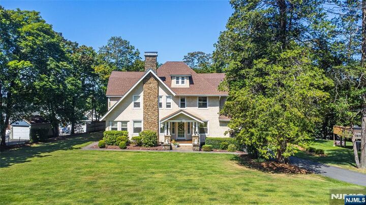 11 Hillcrest Road  Caldwell NJ 07006 photo