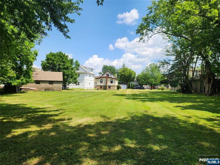 Property Photo:  67 Van Pelt  NJ 07424 