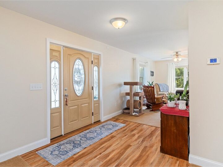 Property Photo:  7 Old Academy Street  VT 05454 