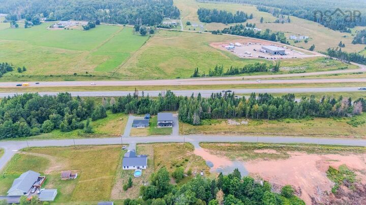Property Photo:  36 Runway Court  NS B2N 6L3 