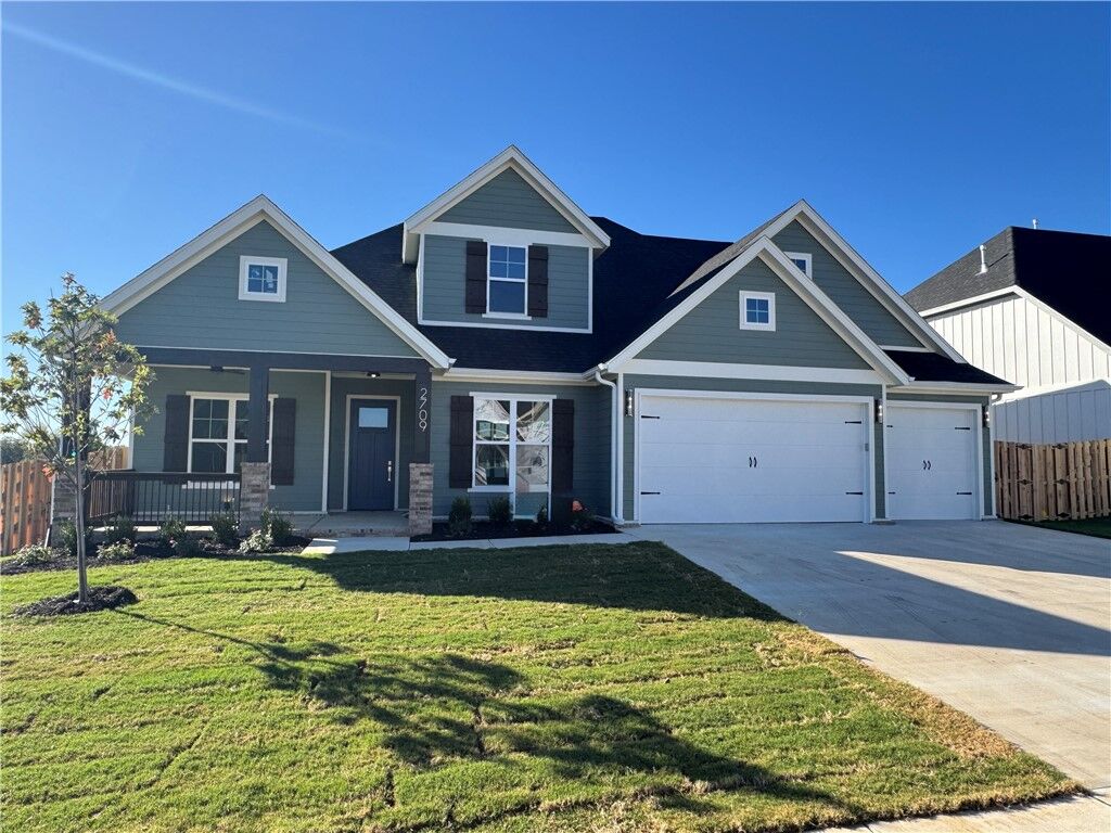 Property Photo: 2709 Amaris Avenue AR 72745