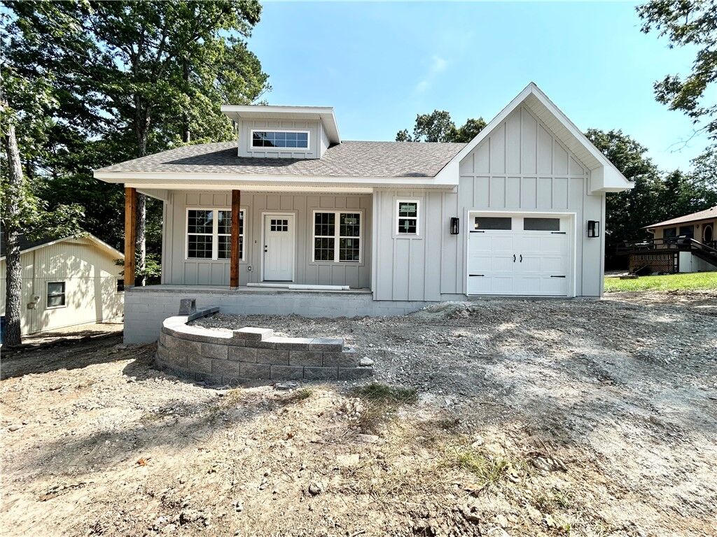 Property Photo: 2 Witney Lane AR 72714