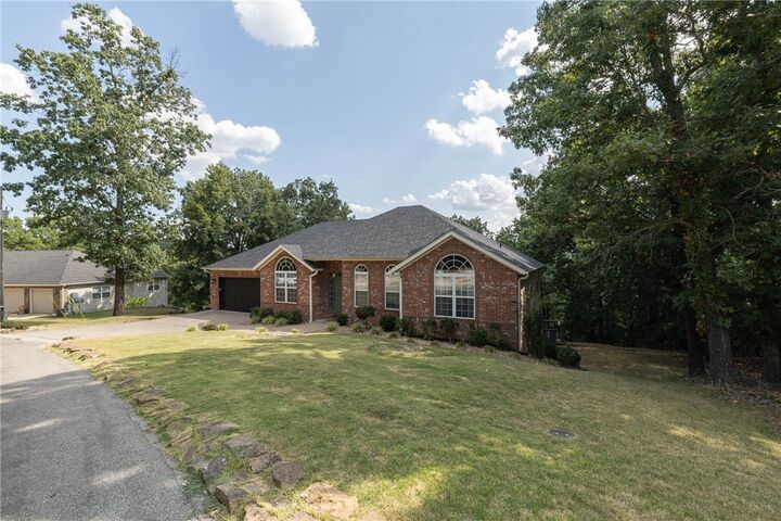 Property Photo: 7 Stratfield Lane AR 72714